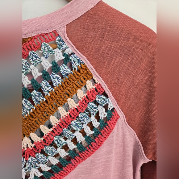 WE THE FREE Women's Pink And Teal Patterned  Coton Linen Blend Top - Picture 12 of 16